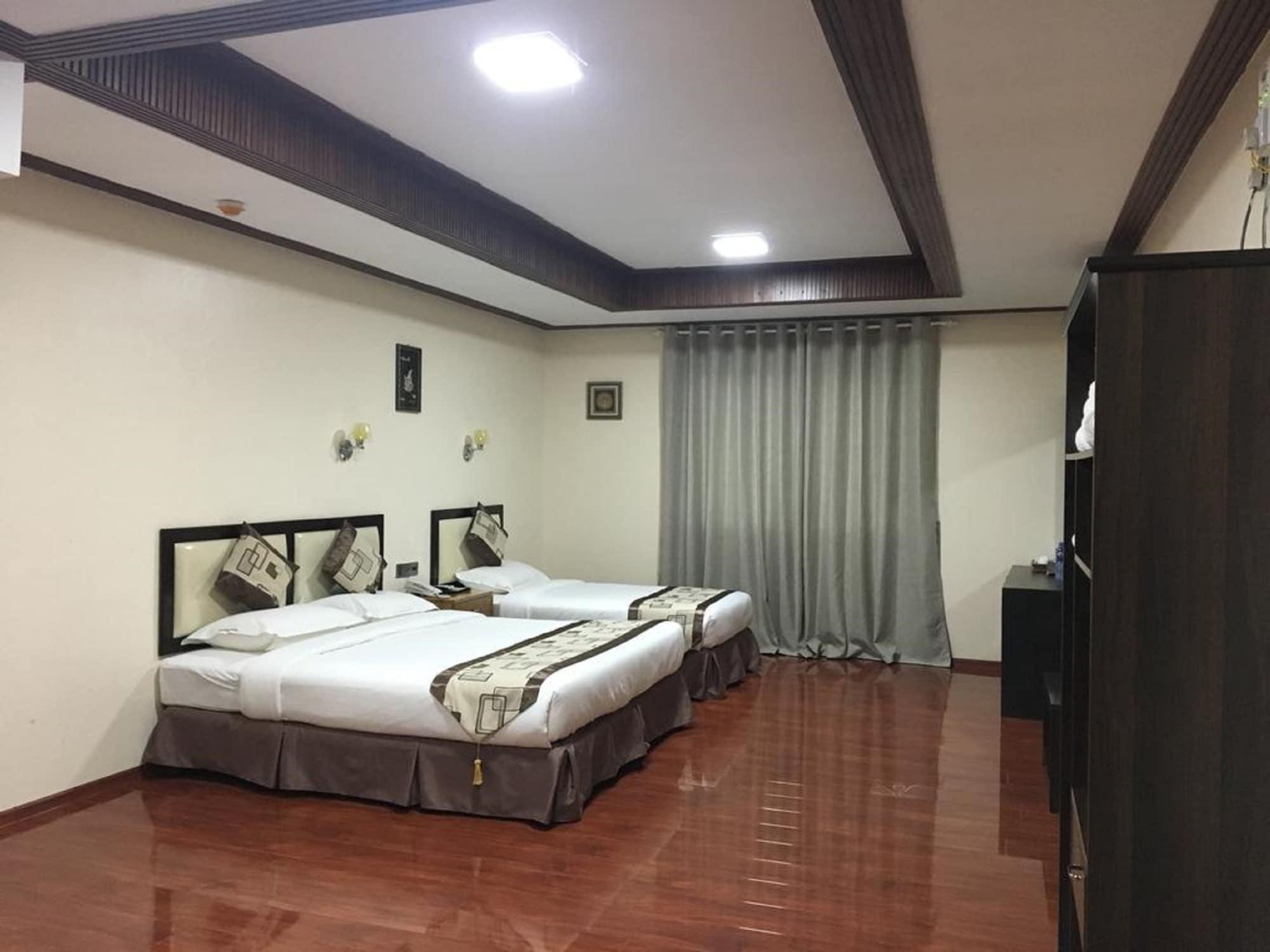 Hotel Yadanar Oo Mandalaj Kültér fotó