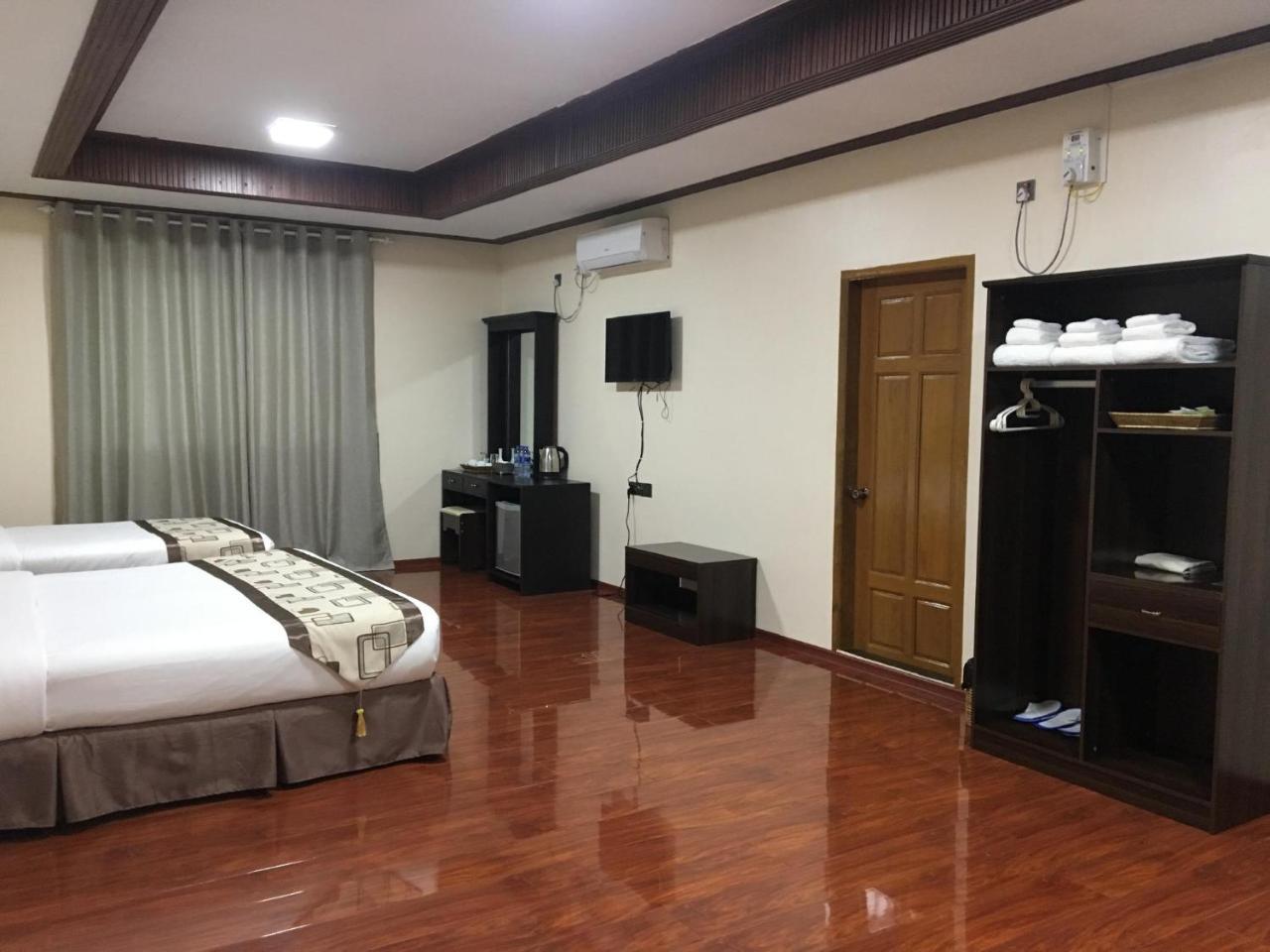 Hotel Yadanar Oo Mandalaj Kültér fotó